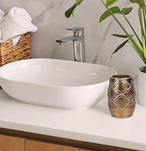 Elegant Gold Spindle Tumbler