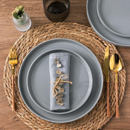 Stylish and functional dinner plates