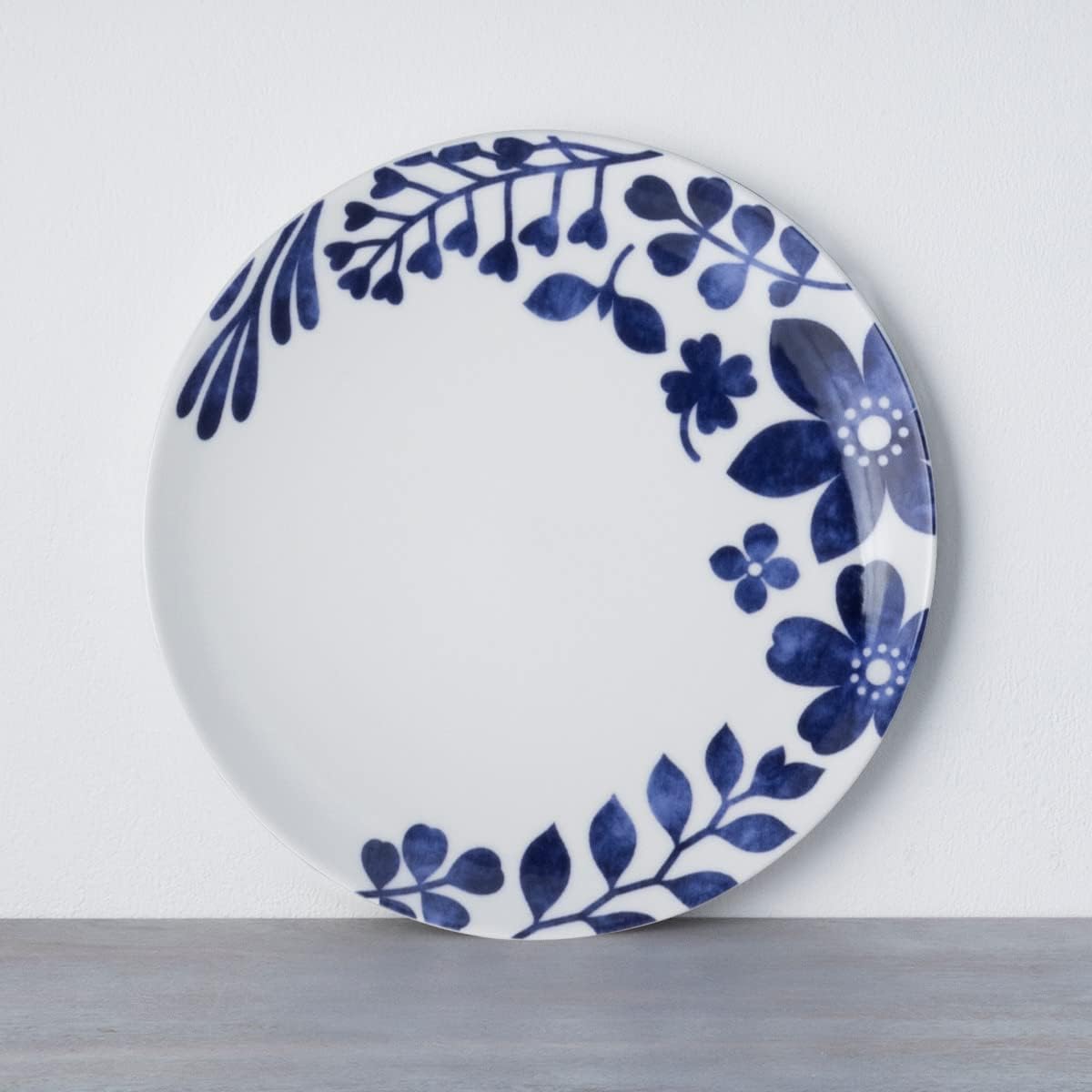 Stunning Sandefjord Dinner Plates in BlueWhite for Entertaining at Home