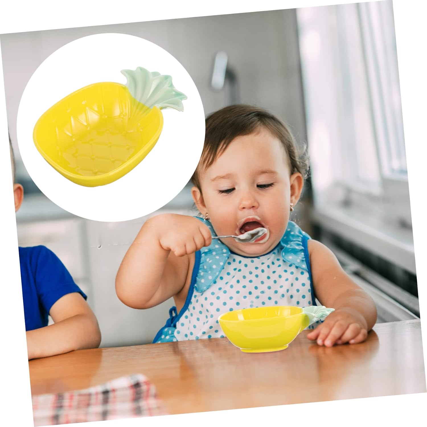 Pineapple Salad Bowl by Wakauto