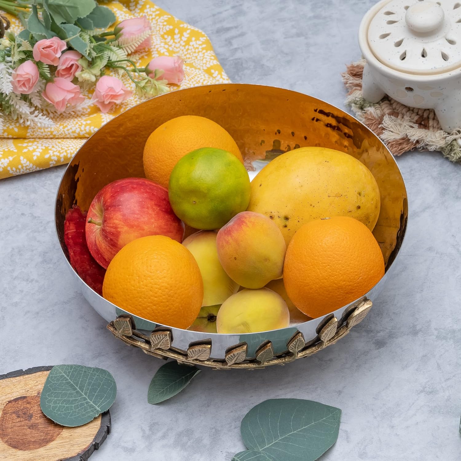 GUTE Decorative Silver Hammered Bowl 10 Dia Fruit Catch All