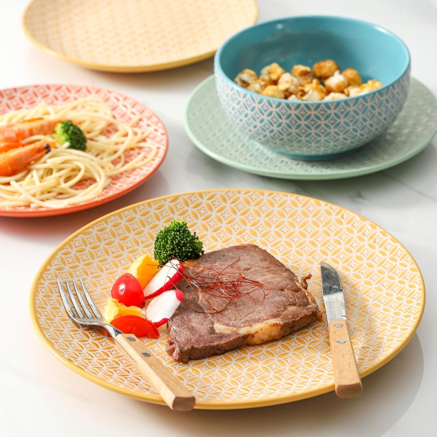 YELLOYA 105in Large Dinner Plates Set of 4