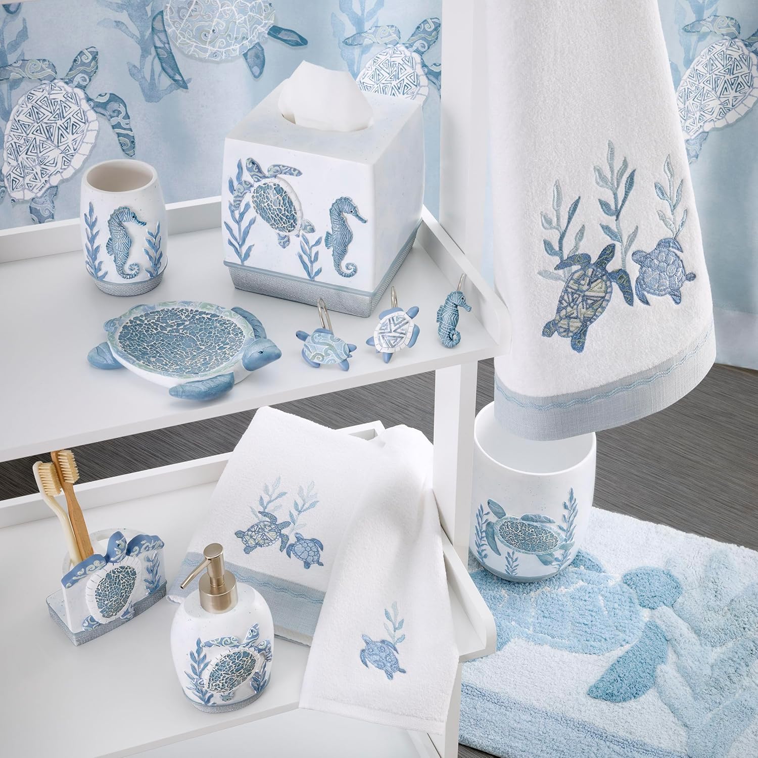 Avanti Linens Tumbler Coastal Towel in Oceanic Depths
